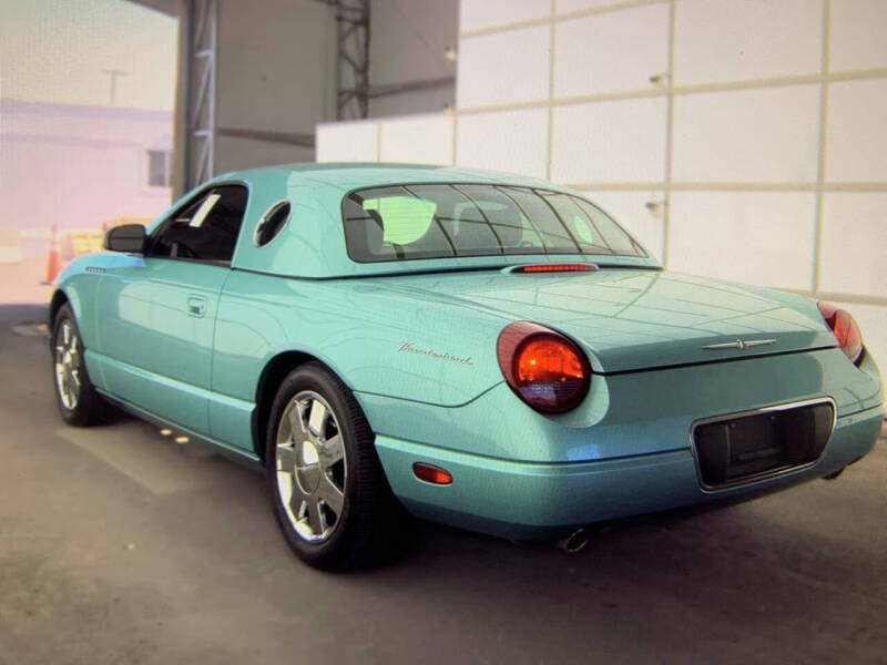 2002 Ford Thunderbird Deluxe