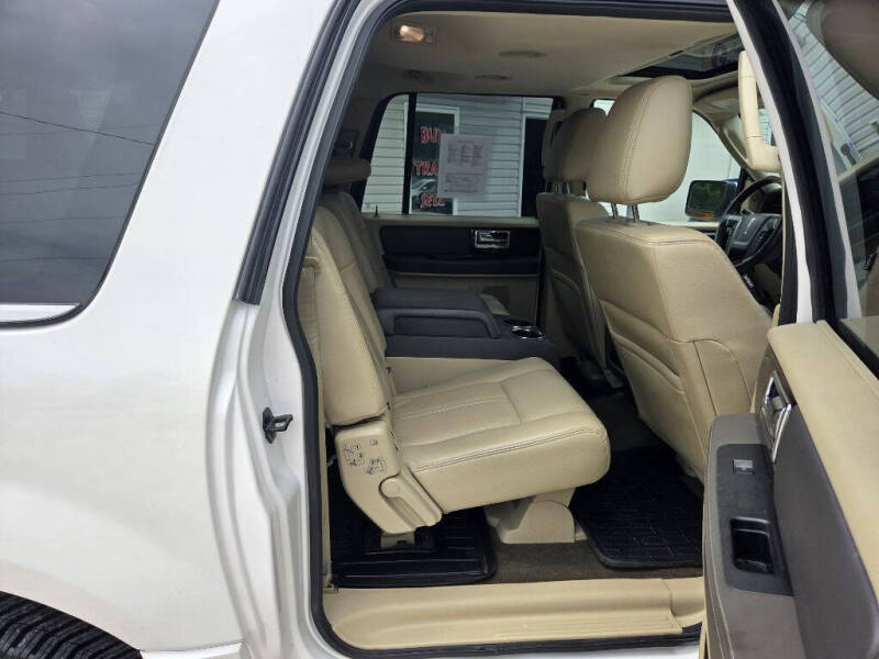 2017 Lincoln Navigator L Reserve
