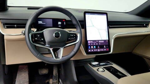 2025 Volvo EX90 Twin Plus 6P
