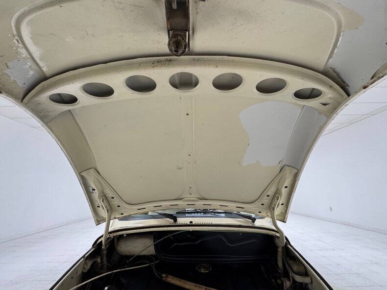 1977 Volkswagen Super Beetle