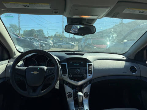 2014 Chevrolet Cruze LS Auto