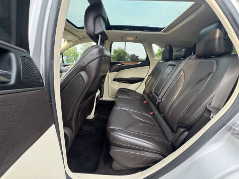 2016 Lincoln MKC Select