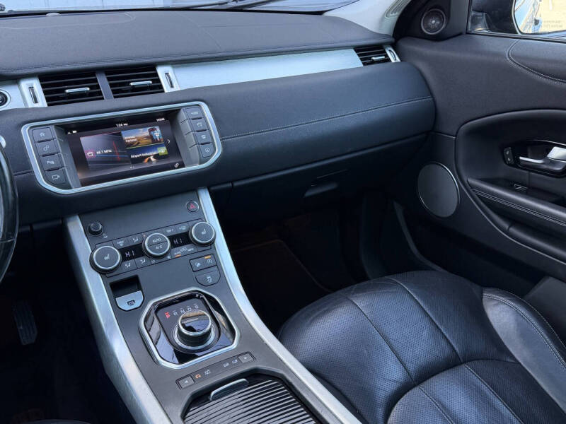 2017 Land Rover Range Rover Evoque SE Premium