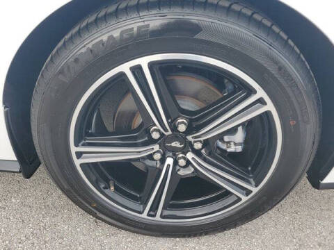 2024 Ford Mustang EcoBoost