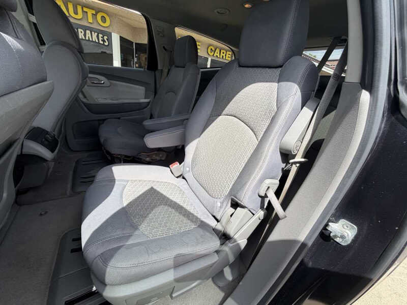 2011 Chevrolet Traverse LT
