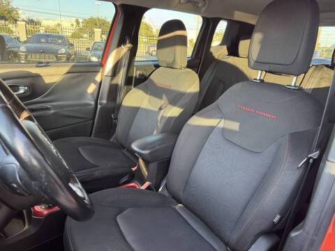 2015 Jeep Renegade Trailhawk