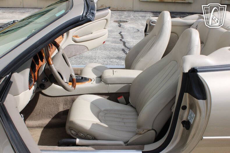 1999 Jaguar XK-Series XK8