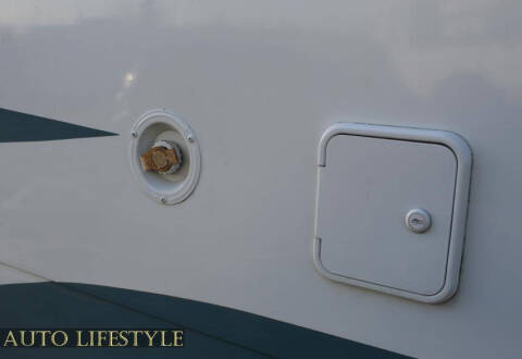 2014 Ford E-Series E-450 SD