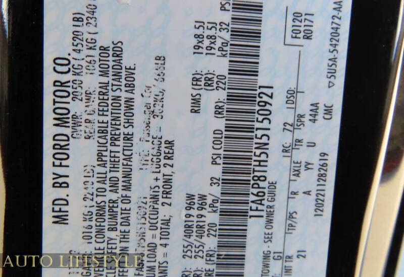 2022 Ford Mustang EcoBoost