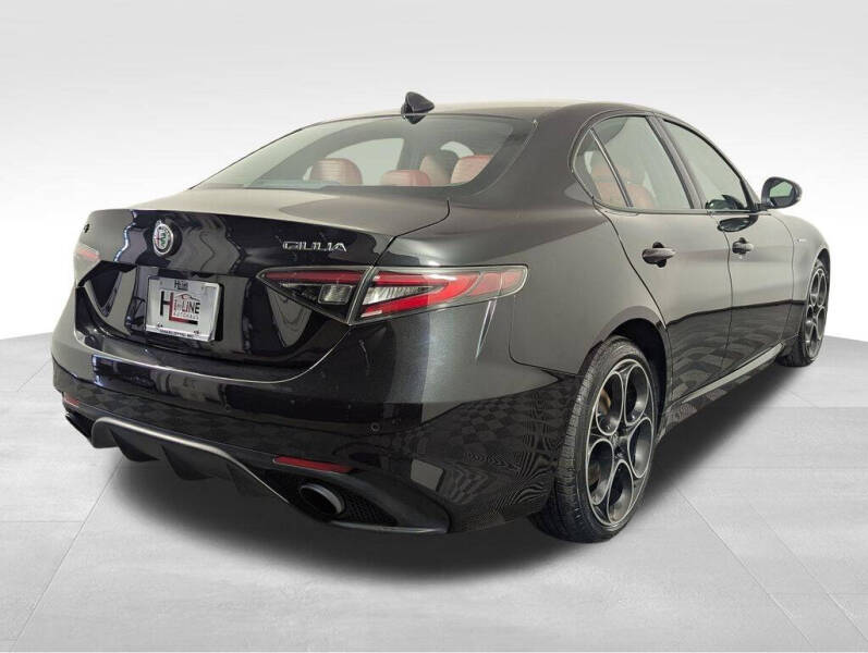 2024 Alfa Romeo Giulia Veloce
