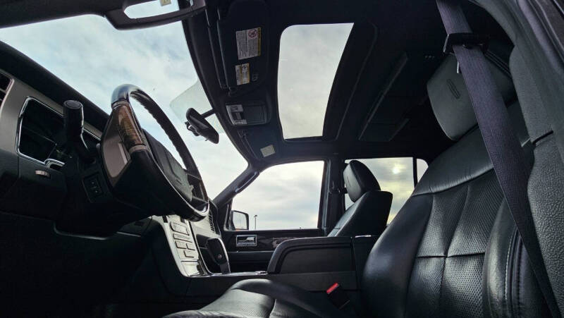 2010 Lincoln Navigator L