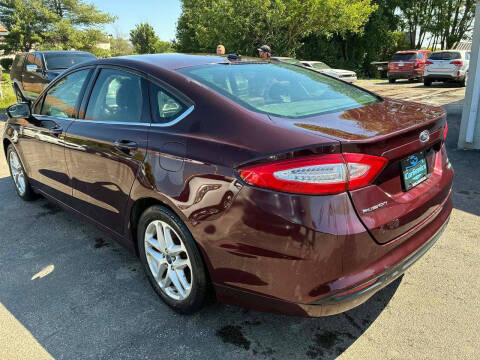 2013 Ford Fusion SE