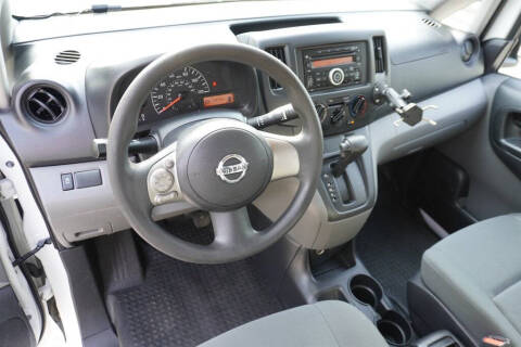 2017 Nissan NV200 SV