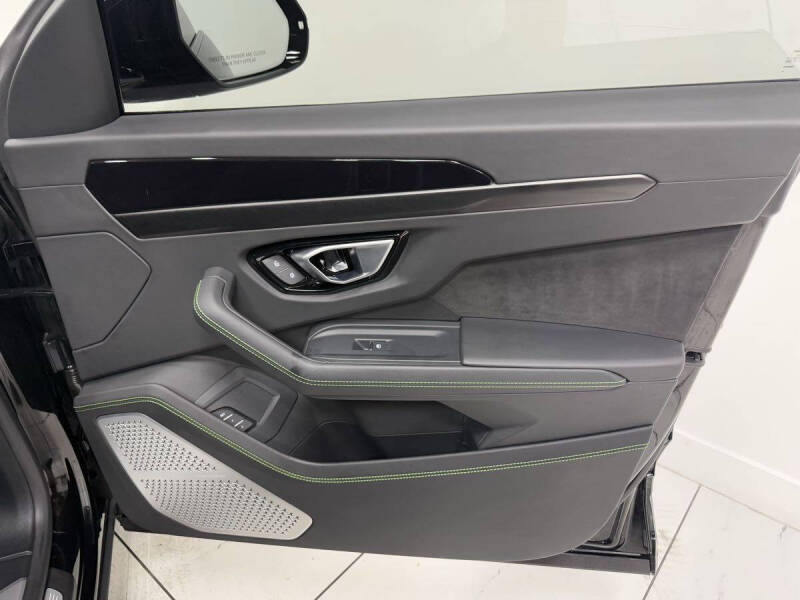 2021 Lamborghini Urus