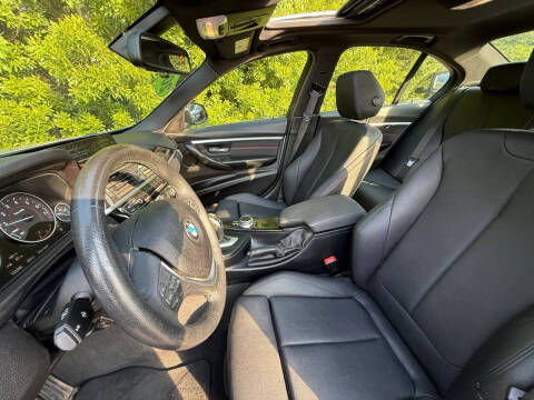 2018 BMW 3 Series 330i xDrive