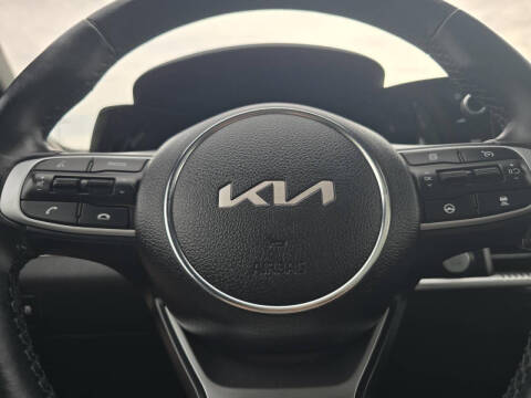 2023 Kia K5