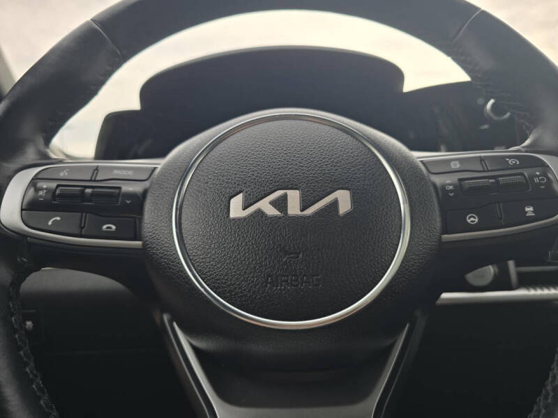 2023 Kia K5