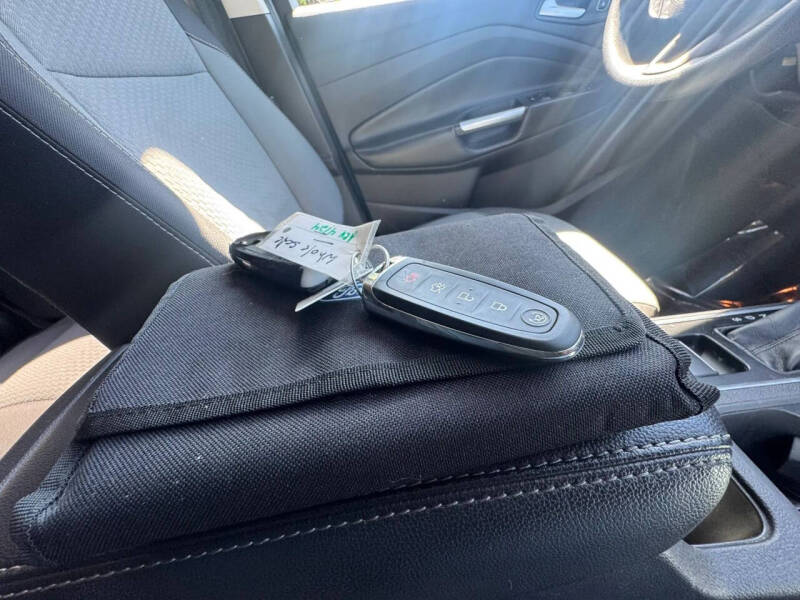 2019 Ford Escape SE