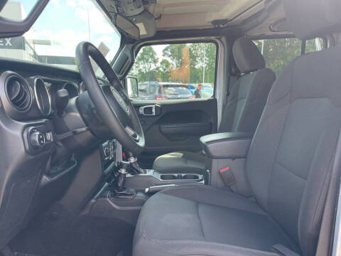 2023 Jeep Gladiator Sport