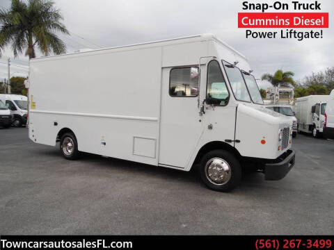 2016 Freightliner MT45 Chassis