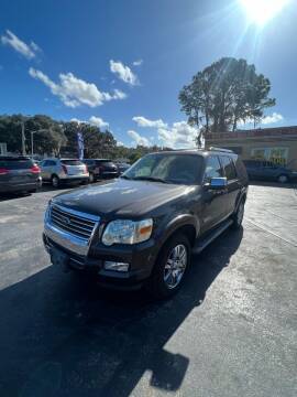 2006 Ford Explorer for sale at BSS AUTO SALES INC in Eustis FL