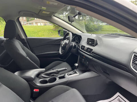 2015 Mazda MAZDA3 i SV