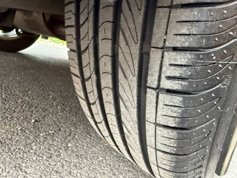 2013 Toyota Sienna LE 8-Passenger