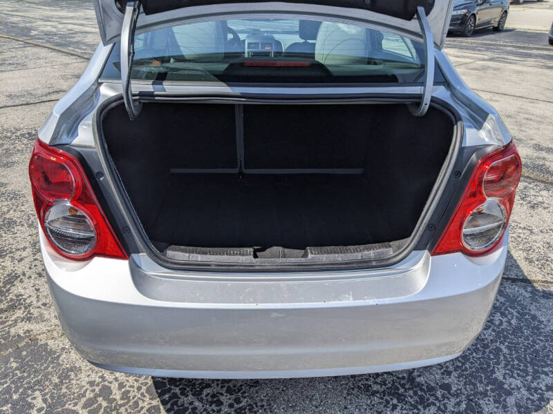 2015 Chevrolet Sonic LS Auto