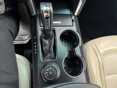 2016 Ford Explorer Platinum