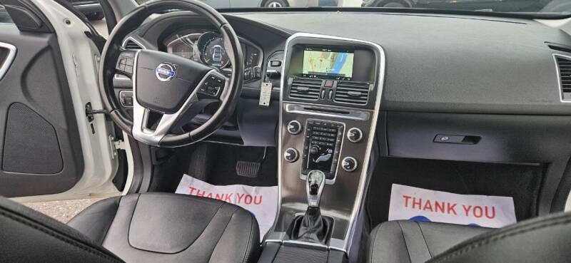 2016 Volvo XC60 T5 Premier