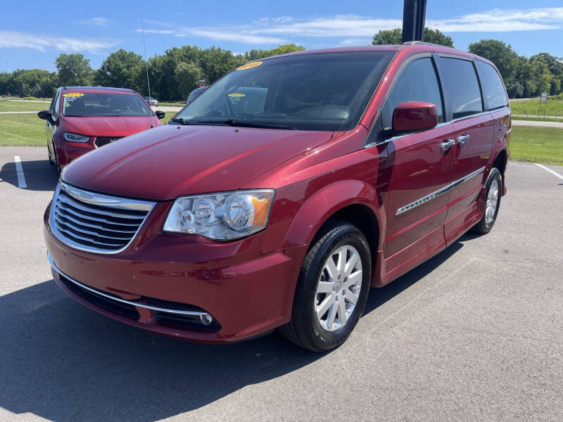 2015 Chrysler Town and Country Touring