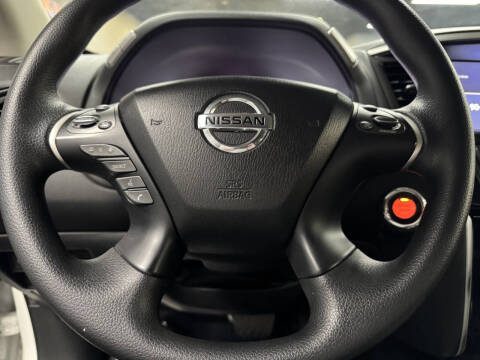 2019 Nissan Pathfinder S