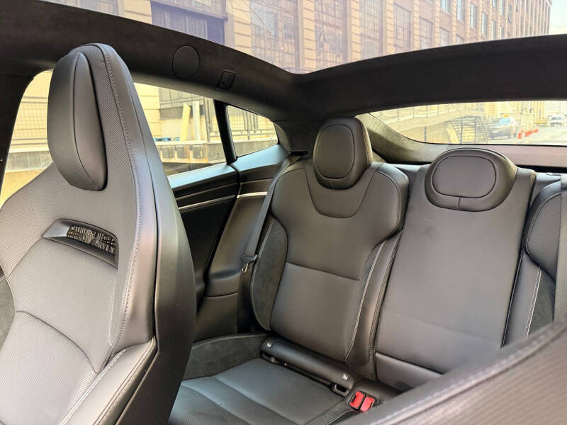 2024 Tesla Model S Plaid