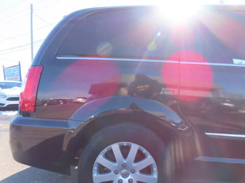 2014 Chrysler Town and Country Touring
