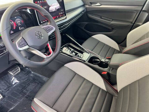 2026 Volkswagen Golf GTI Autobahn