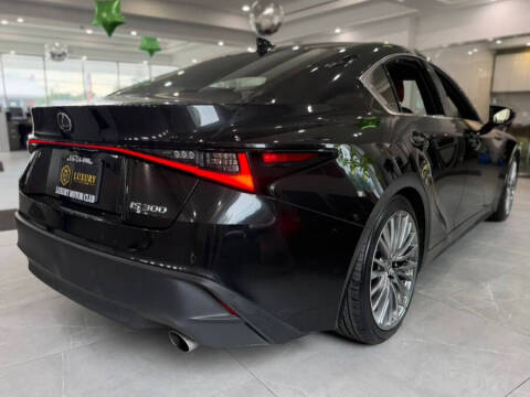 2023 Lexus IS 300