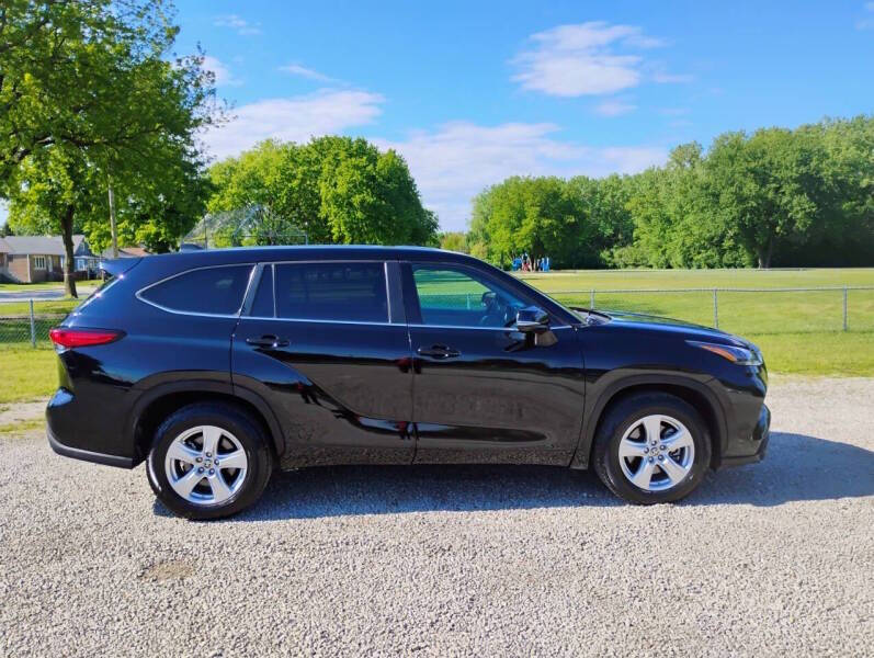 2023 Toyota Highlander L