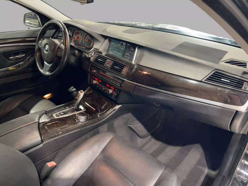 2015 BMW 5 Series 535i