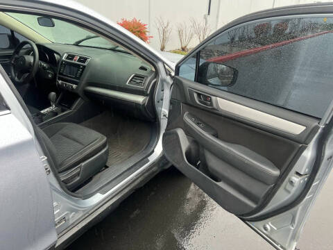 2019 Subaru Outback 2.5i