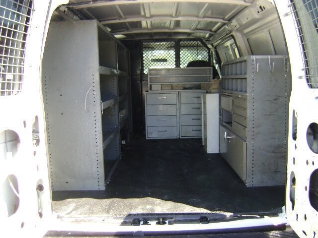 2001 Ford E-Series E-350 SD
