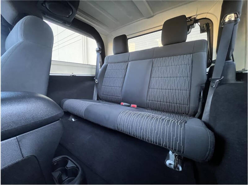 2011 Jeep Wrangler Sahara