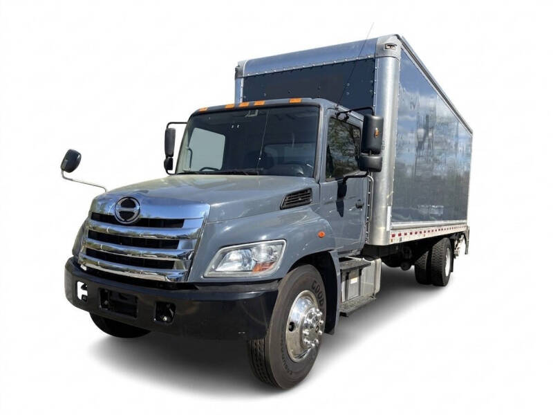 2020 Hino 268A