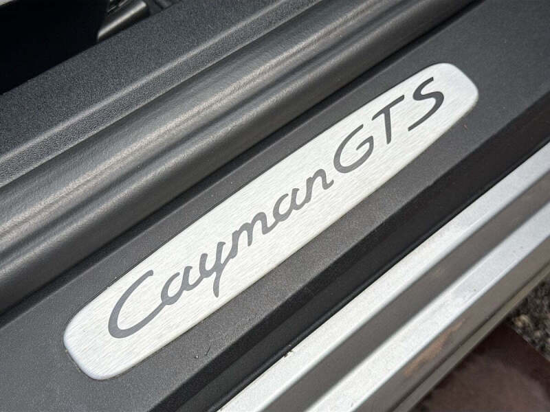 2019 Porsche 718 Cayman GTS