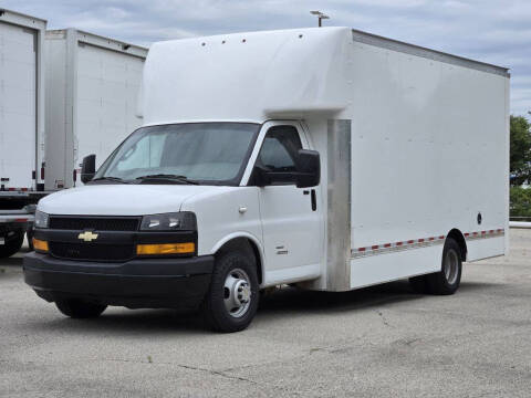 2023 Chevrolet Express 4500