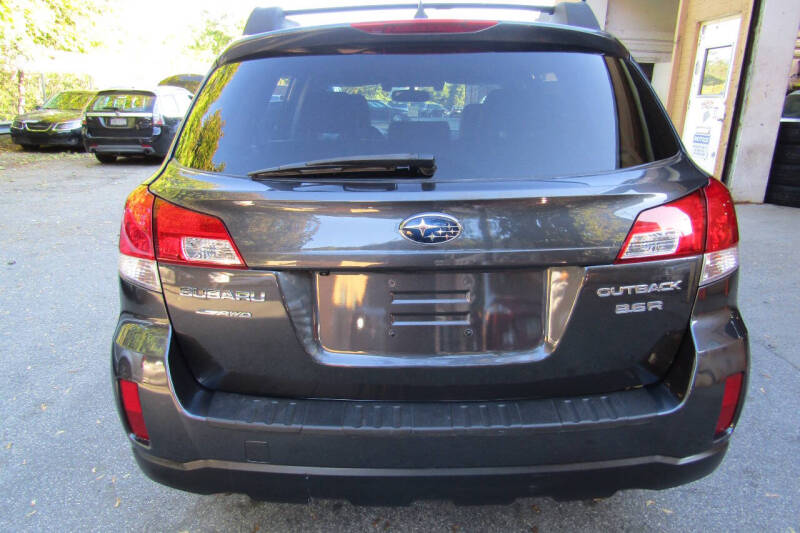 2013 Subaru Outback 3.6R Limited