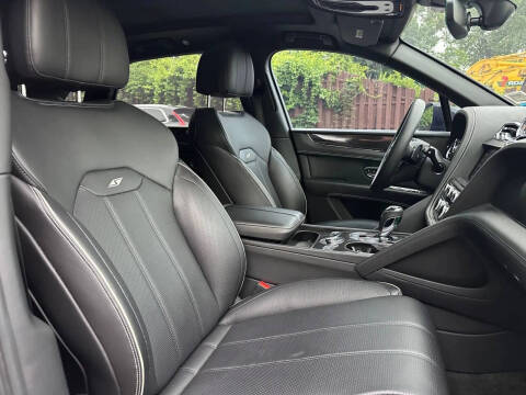 2022 Bentley Bentayga