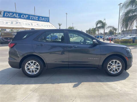 2022 Chevrolet Equinox LS