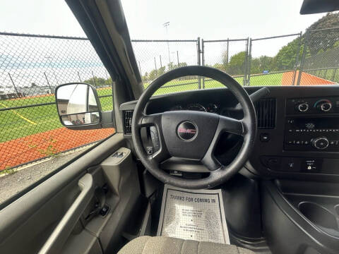 2016 GMC Savana 2500