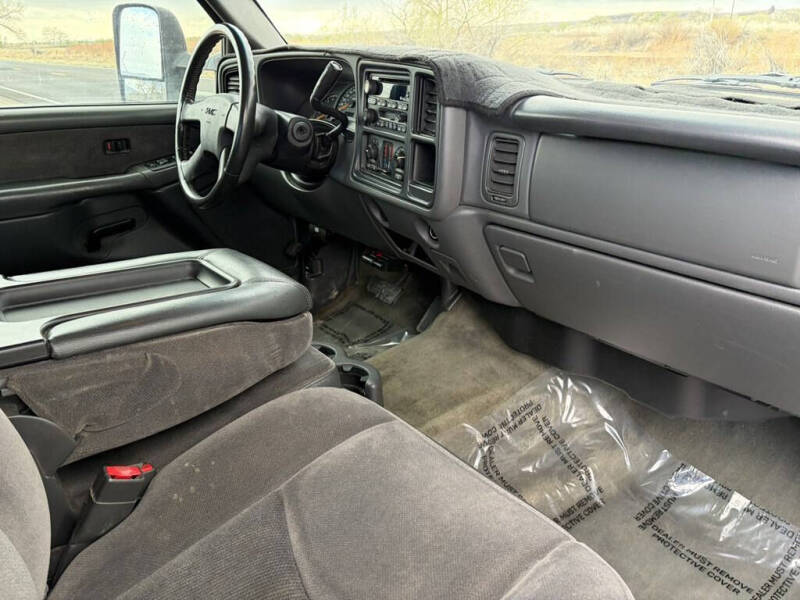 2003 GMC Sierra 2500HD