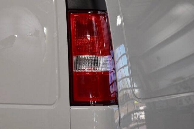 2025 Chevrolet Express 2500